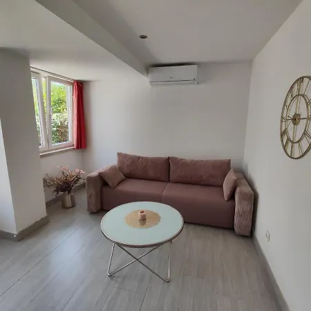 Zoric & 2 Apartment