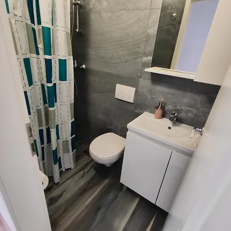 Zoric & 2 Apartman *